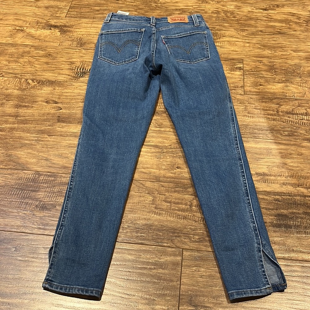 Levi’s 721 high rise skinny ankle button front jeans - Picture 14 of 16